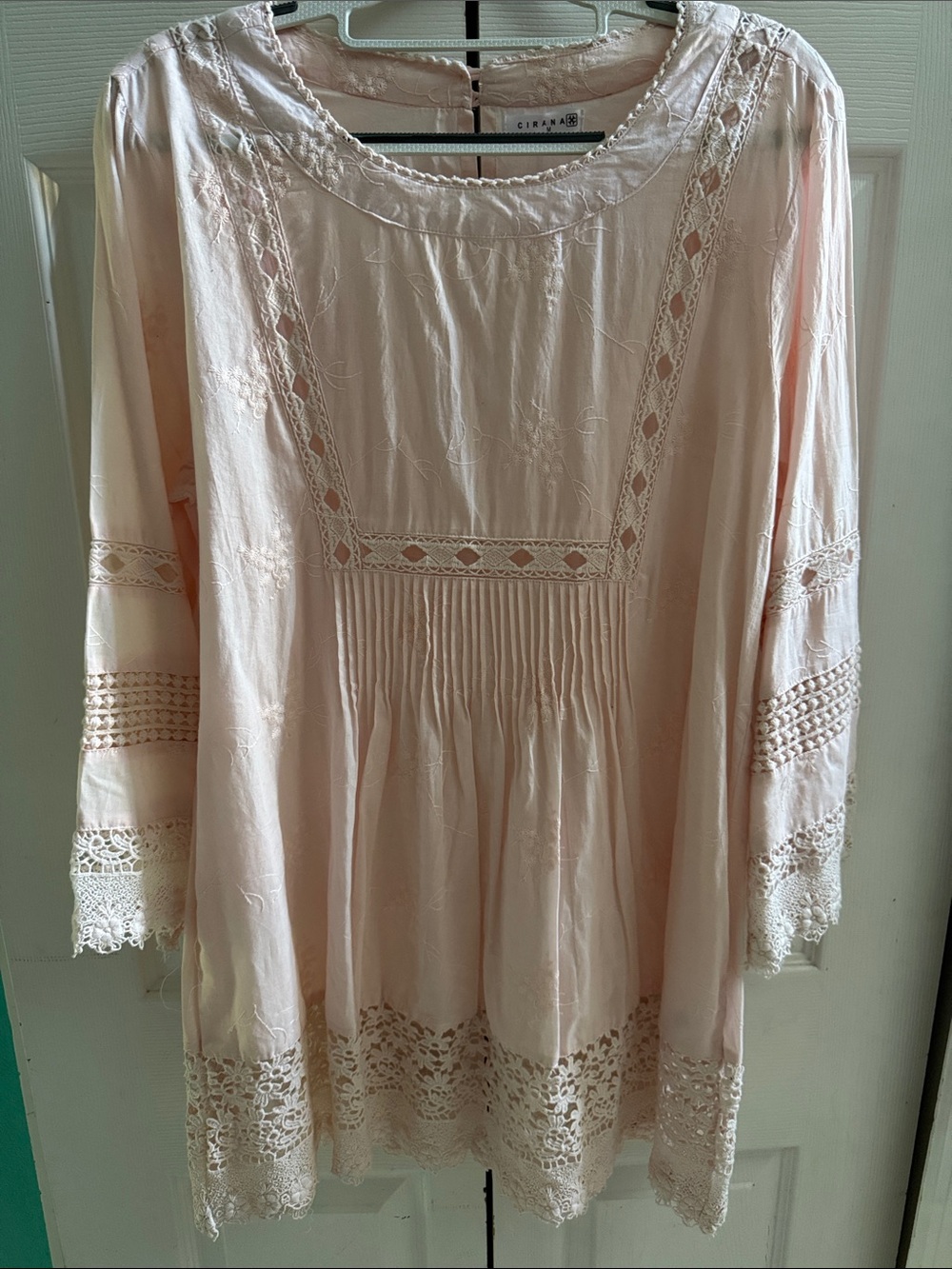 BEAUTIFUL EMBROIDERED COTTON DRESS
